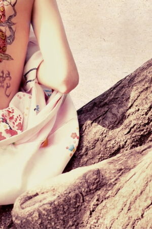 Mural gresowy 60x60 LADY TATTOO 5/6 MAT