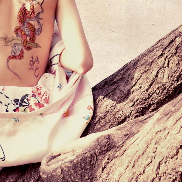 Mural gresowy 60x60 LADY TATTOO 5/6 MAT